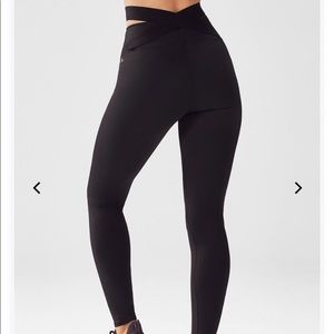 Fabletics x Demi Lovato leggings - size S
